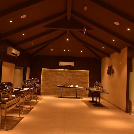 Laxmi Film City Resort 바도다라 외부 사진
