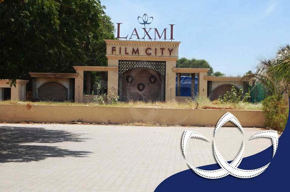 Laxmi Film City Resort 바도다라 외부 사진